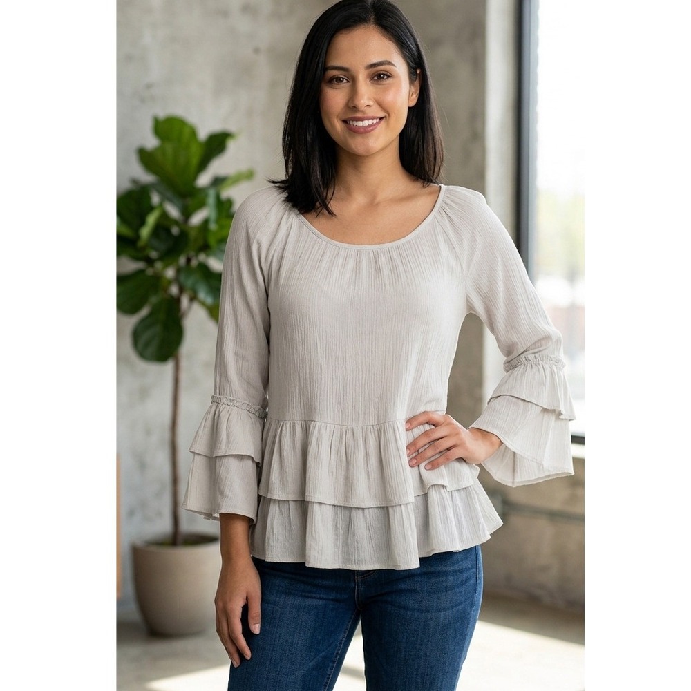 Forever 21 Boho Chic Bell Sleeve Peasant Top White  Women's Size Small NWT